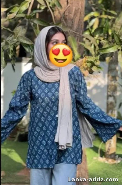 Cam show 😅 I'm Muslim girl Asheeka age 28, Companionship in Akkarapathu, Sri Lanka