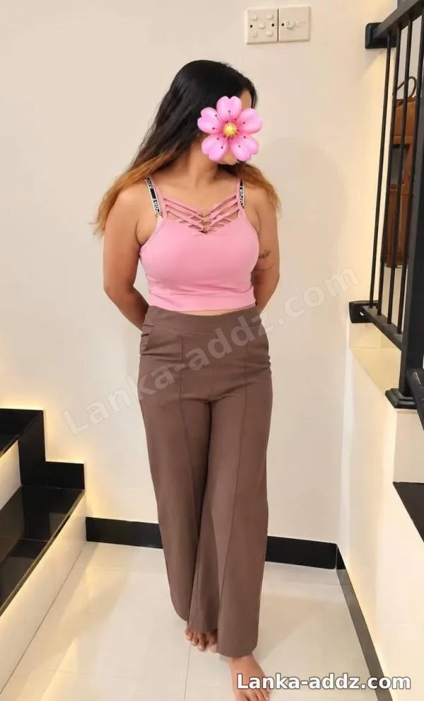 🌼Hi sir im Pihu🌼 🌼New commen girl (unmarried ) 🌼23 years new girl 🌼Full service, Companionship in Pelawatta, Sri Lanka