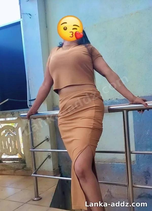 ❤️15000🥰 Full service full body feeling massage B2B feeling boob suck doggy styl, Companionship in Kottawa, Sri Lanka