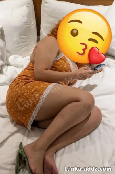 🫦6000/Full service& girlfriend fun one now one shot private place👅 my real pic 🫦, Companionship in Kottawa, Sri Lanka