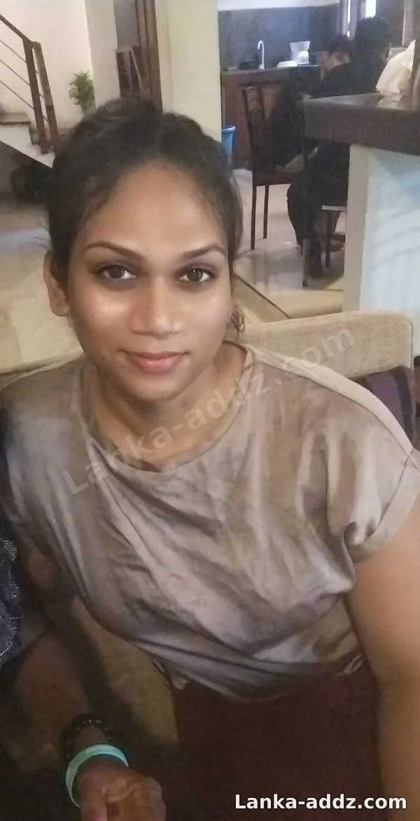 Shakeera Moratuwa Shemale Full Service And Cam Service, Companionship in Moratuwa, Sri Lanka