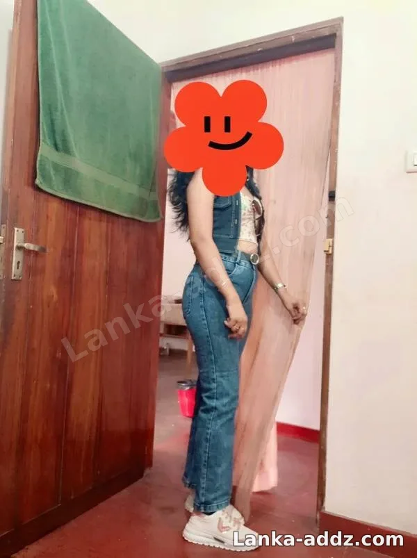 Full Service Rs.7000/=💖 With Room 🙋♀️ Age 26 unmarried, Companionship in Kurunegala, Sri Lanka
