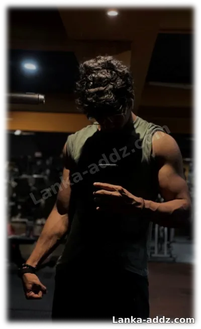 මෙය කාන්තාවන් සඳහා පමණි, Companionship in Colombo, Sri Lanka