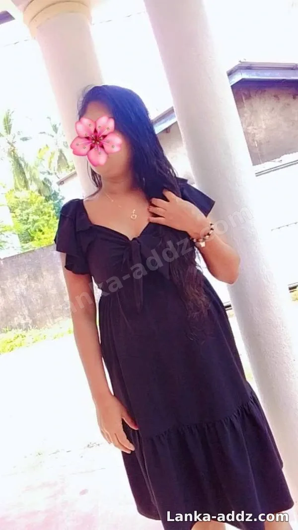 බණ්ඩාරගම කහතුඩුව ගෝනපොල අලුතින් ආව සුපිරි සැපක් දෙන කෙල්ල🥰🙈🌝, Companionship in Bandaragama, Sri Lanka