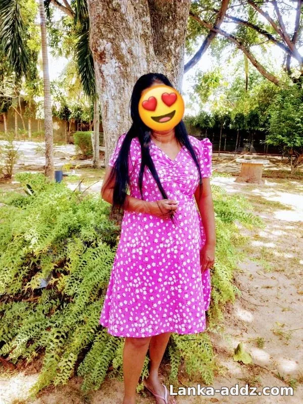 28 Old Achini Kurunegala Full Service Available, Companionship in Kurunegala, Sri Lanka
