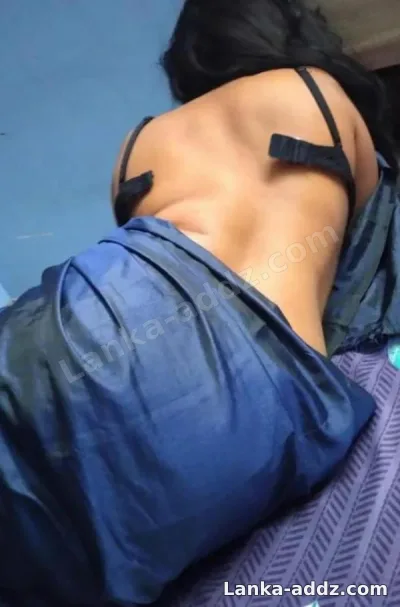 saree with face genuine friendly video chat, Companionship in Sri Lanka