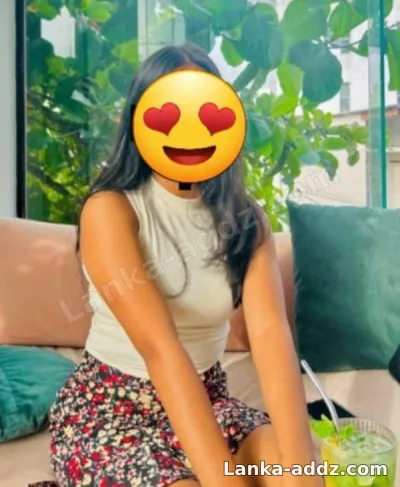 Hot slim girl cam fun 😍, Companionship in Sri Lanka