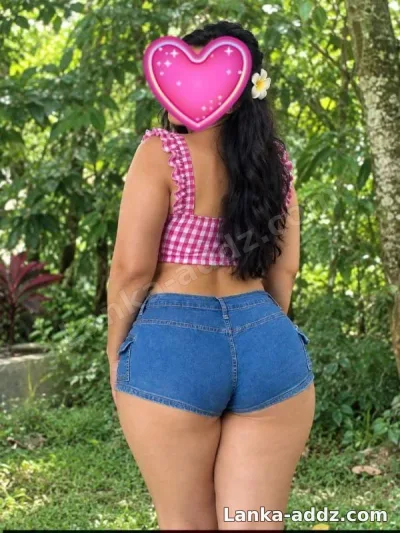 අරන් බලන්න ආසහිතෙයි, Companionship in Sri Lanka
