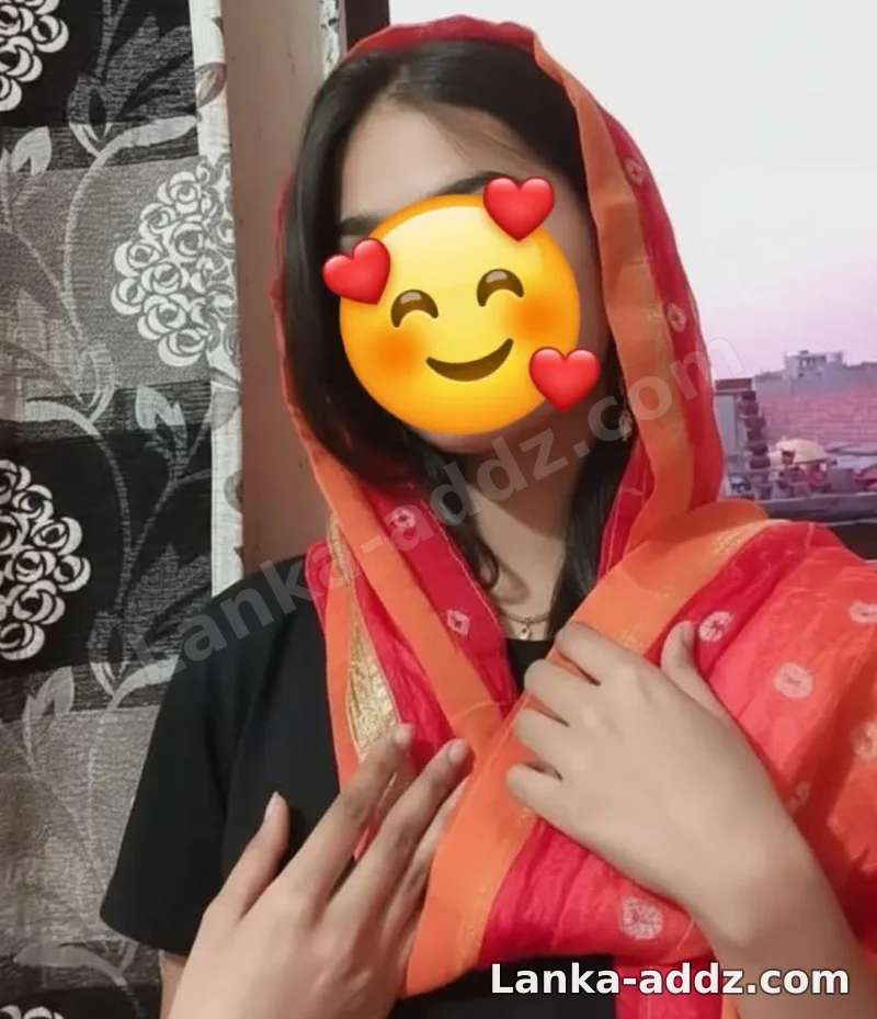 Muslim Girl Live Cam Show, Companionship in Sri Lanka