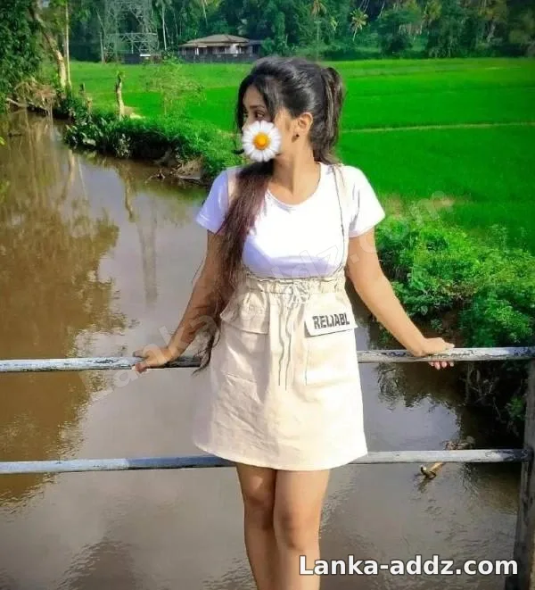 🧚♀️ White Sexy Girl__Slim Fegure & _Genuine Live Cam Girl.👗📸 [ Any Time 24 Hour, Companionship in Sri Lanka