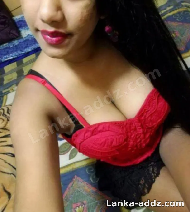 Tamil GIrl 🩷, Companionship in Sri Lanka