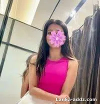 22 Old Pravee New Young Girl Full Service Available, Companionship in Kelaniya, Sri Lanka