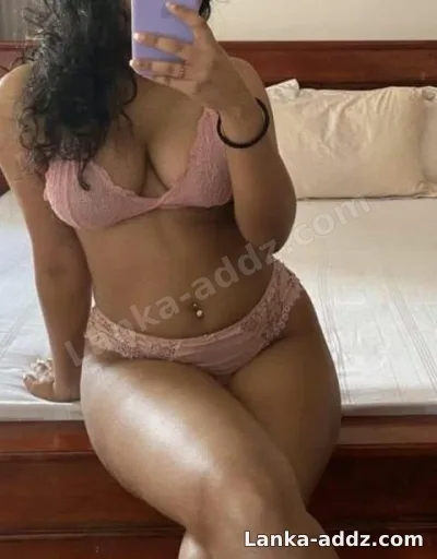 🥰single & lesbian live with face cam show 🥰, Companionship in Sri Lanka