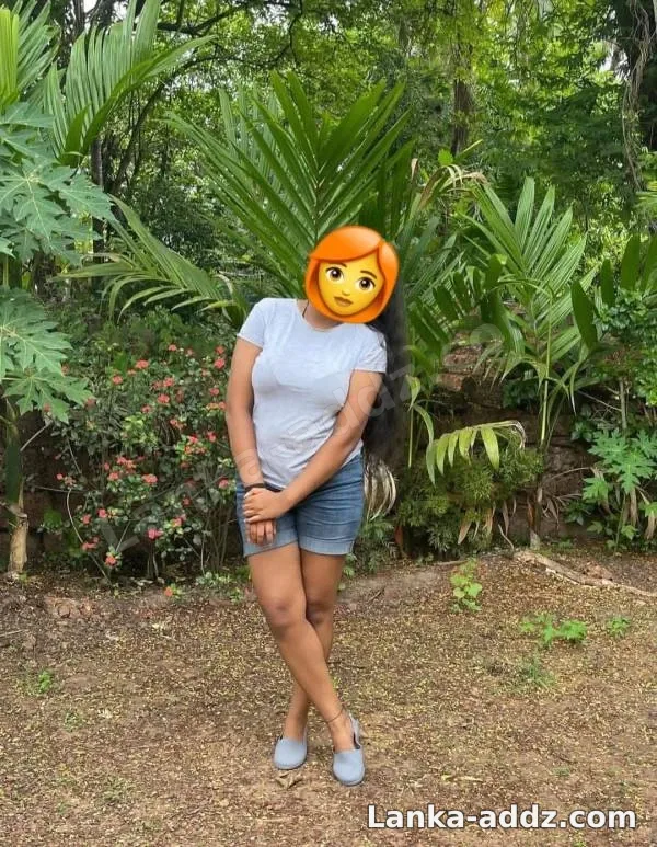 🌸 නිට්ටඹුව ෆුල් සර්විස් Rs.6000/= with room, Companionship in Nittambuwa, Sri Lanka