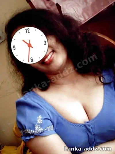 Tamil girl, Companionship in Sri Lanka