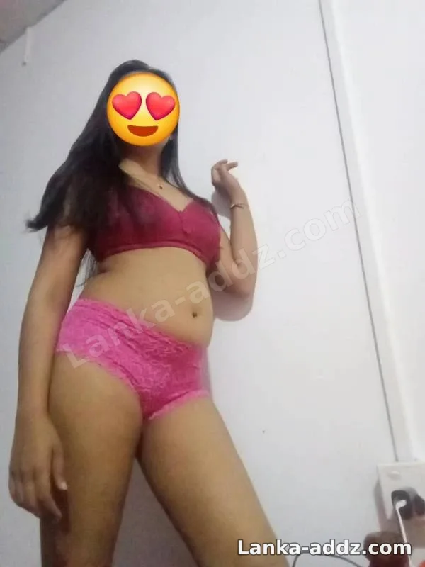 26 Old Beautiful Hot Figure Young Girl Cam Service Available โค๏ธ๐๐, Companionship in Sri Lanka