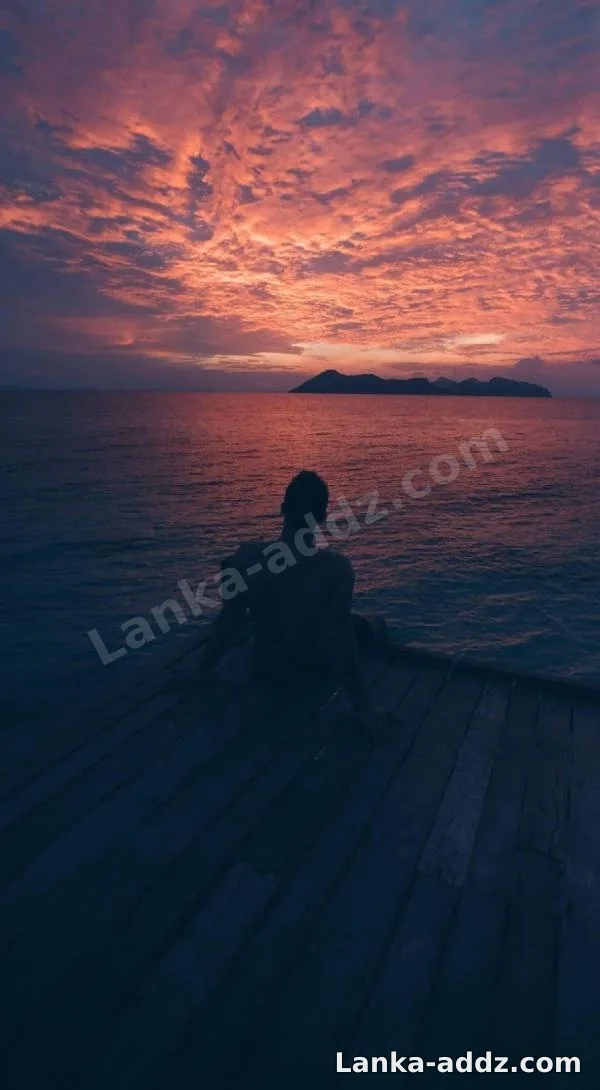 කාන්තාවන් සදහා පමණි, Companionship in Colombo, Sri Lanka