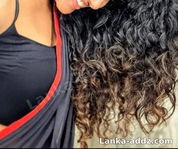 Tamil girl davi wellawatta and dehiwela (B to B Feelings & full service), Companionship in Wellawatte, Sri Lanka