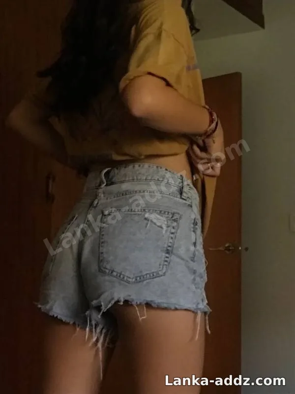 🏡 TAMIL GIRL 6000 BEAUTIFUL GIRL Private Place MAHARAGAMA NAWINNA COLOMBO 🙏Pleas, Companionship in Colombo, Sri Lanka