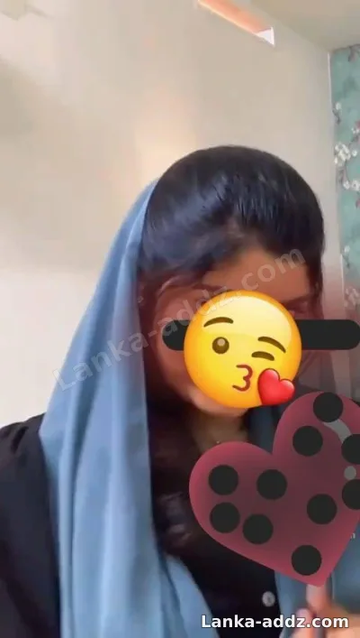 Hot Muslim girl at kandy, Companionship in Kandy, Sri Lanka