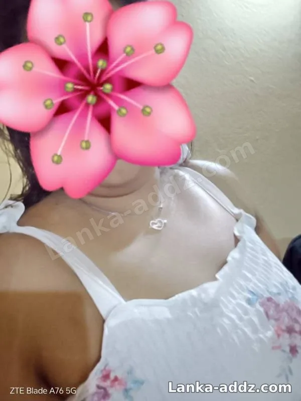 6000/= 💞 නිට්ටඹුව තිහාරිය යක්කල පස්යාල නයිවල කඩවත වතුපිටිය බැලුම්මහර මිරිස්වත්ත, Companionship in Nittambuwa, Sri Lanka