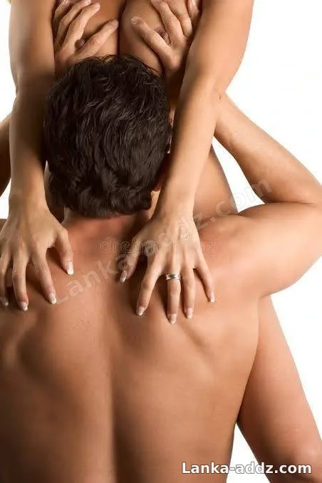 Ladies only, Girls only, Master, Bull 🐂 කාන්තාවන්ට පමනයි., Companionship in Colombo, Sri Lanka