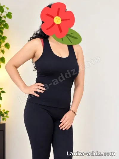HOT & SLIM NEW LADY FULL SERVICE IN MATARA Rs 6000/-(without room) Call +9477168, Companionship in Matara, Sri Lanka
